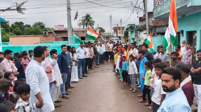बालमुकुंद फैक्ट्री के खिलाफ पूर्वांचल में जनसंपर्क अभियान तेज, 2 अगस्त को बनेगी मानव श्रृंखला